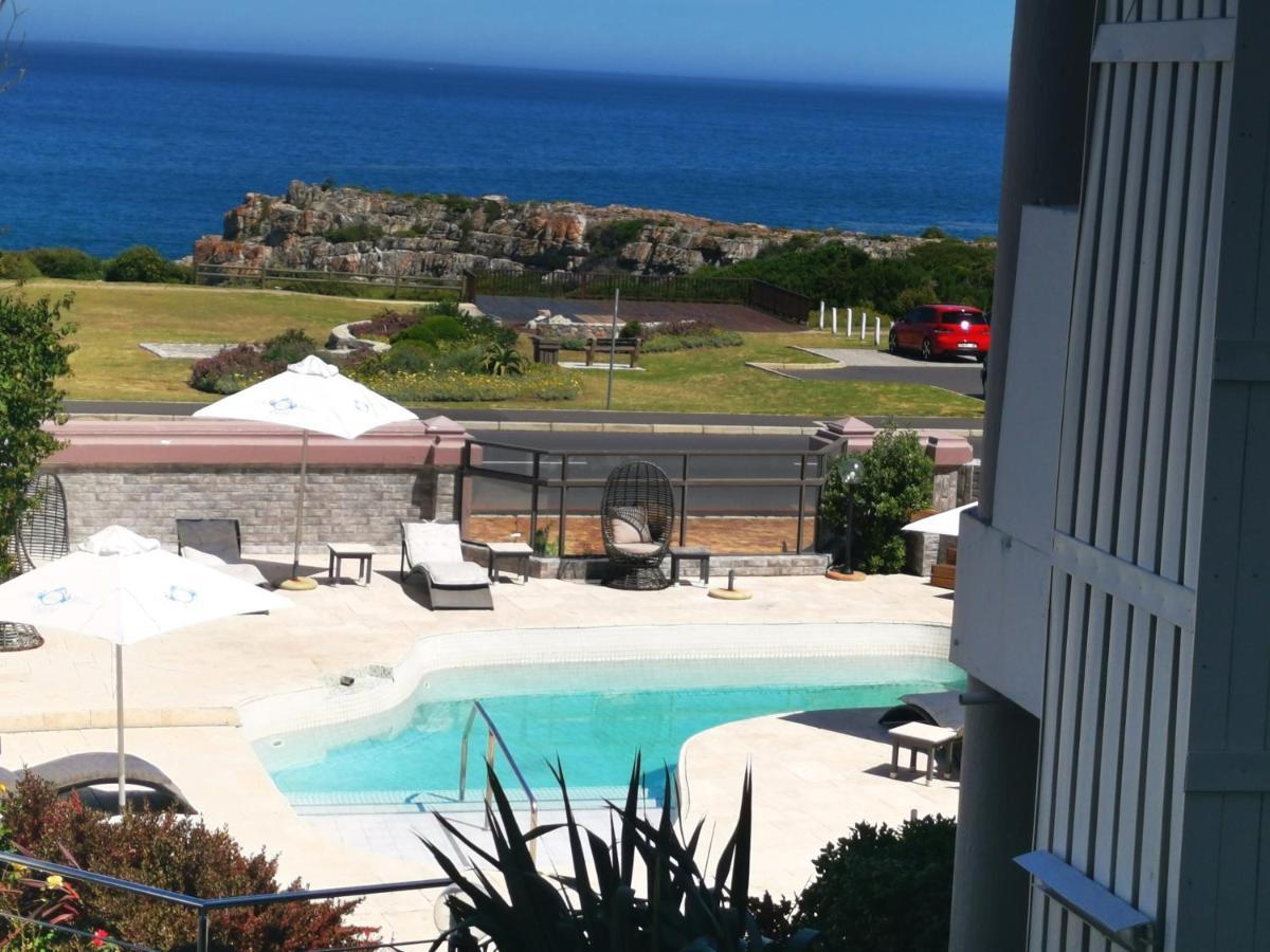 Misty Waves Boutique Hotel Hermanus Exterior foto